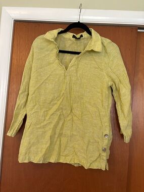 Tahari Lemon-Yellow Green Linen Shirt